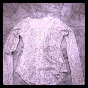 Lululemon long sleeve cheetah print T shirt